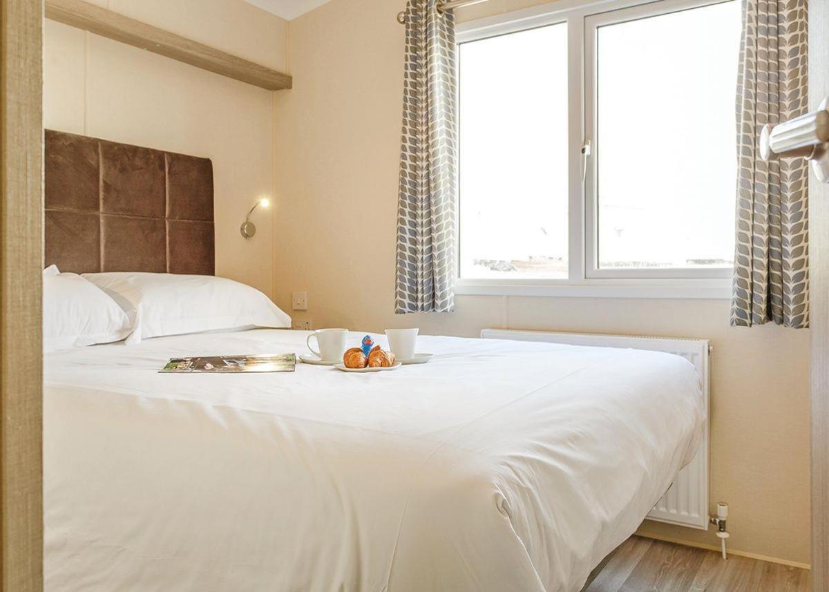 Piran Meadows Resort Newquay  Bagian luar foto