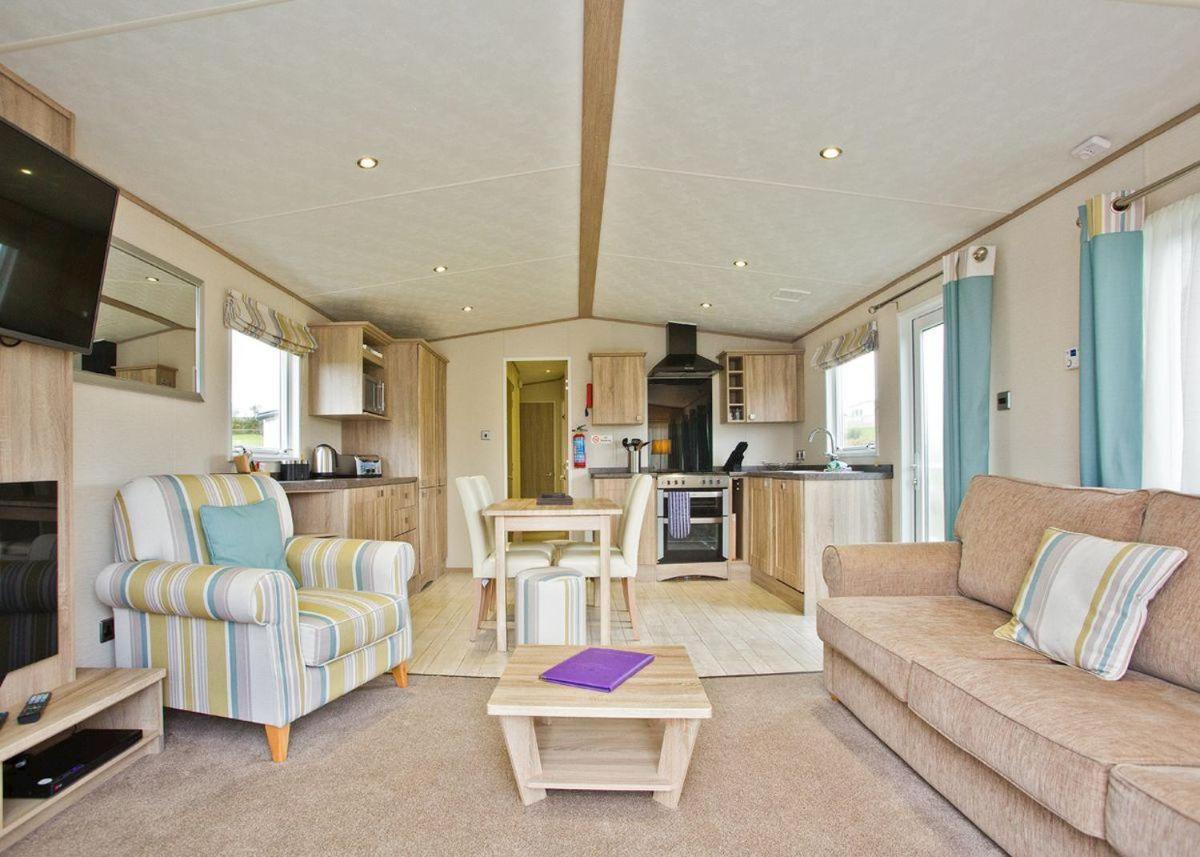 Piran Meadows Resort Newquay  Bagian luar foto