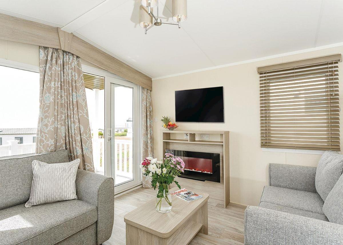 Piran Meadows Resort Newquay  Bagian luar foto