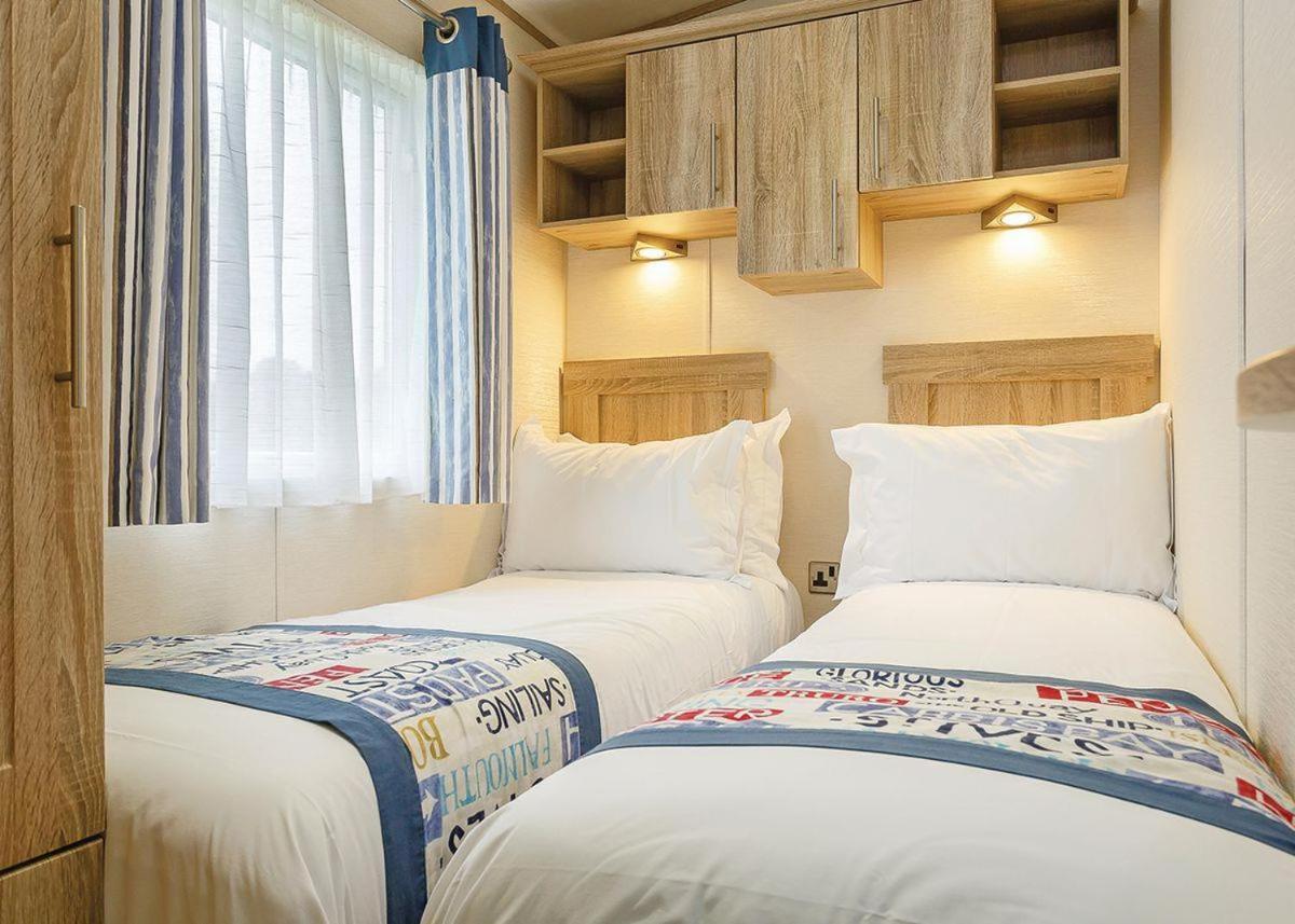 Piran Meadows Resort Newquay  Bagian luar foto