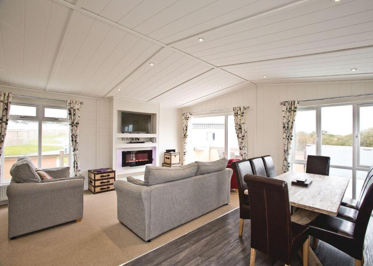 Piran Meadows Resort Newquay  Bagian luar foto