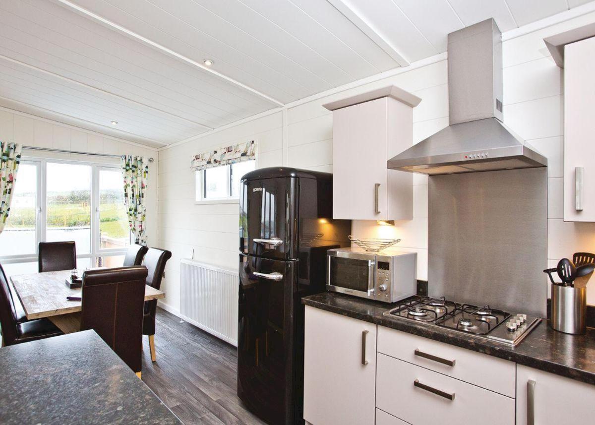 Piran Meadows Resort Newquay  Bagian luar foto