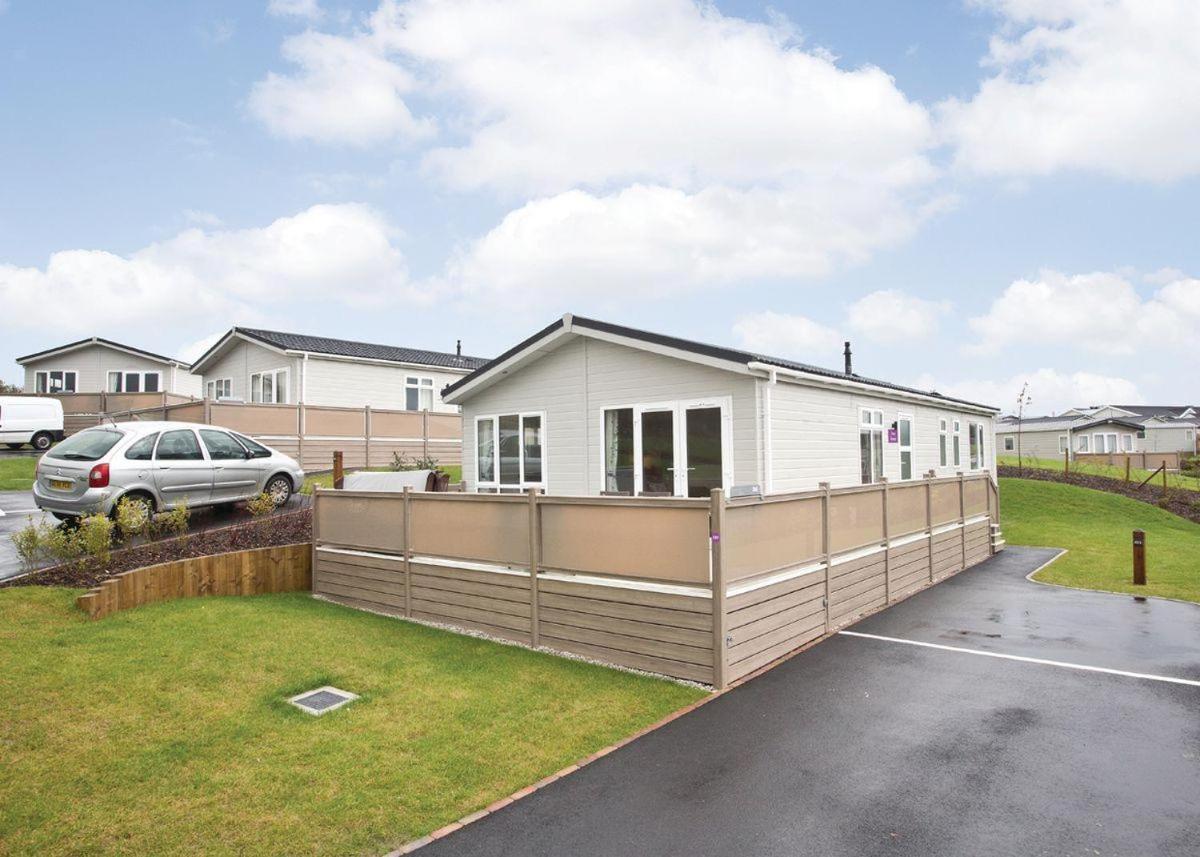 Piran Meadows Resort Newquay  Bagian luar foto